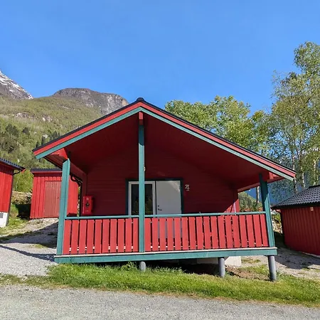 Campsite Oldevatn Olden
