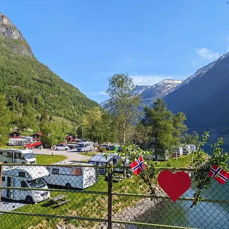 Oldevatn Campsite